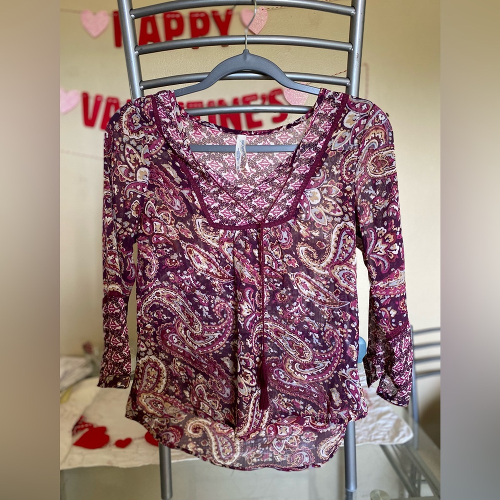 Girl Krazy purple paisley top. Xs